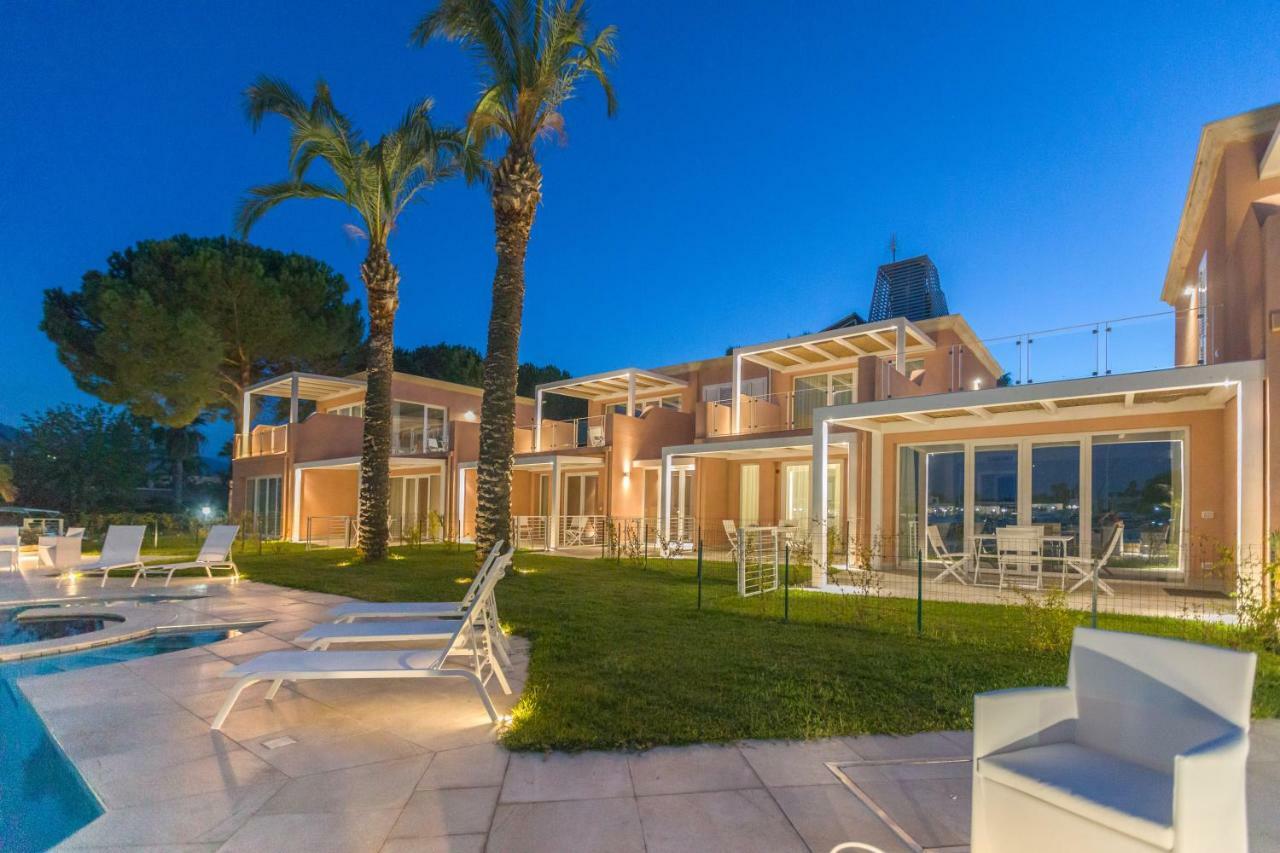 Residence Delfino, Portorosa 富尔纳里 外观 照片
