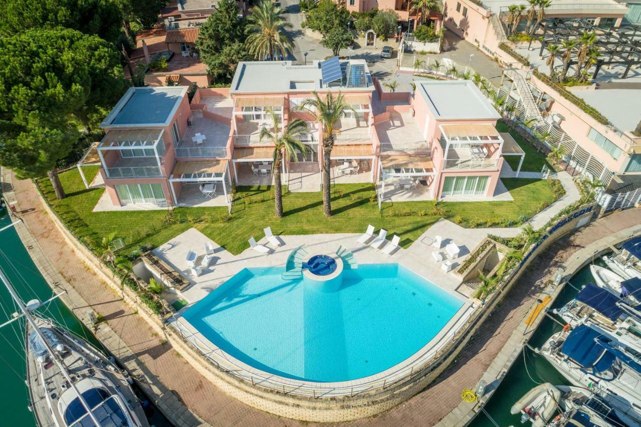 Residence Delfino, Portorosa 富尔纳里 外观 照片